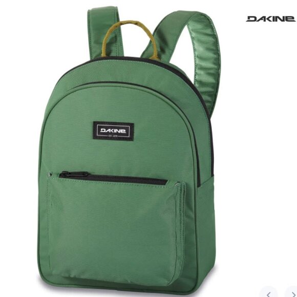 Dakine Essentials Mini Backpack 7L - Picture 1 of 9